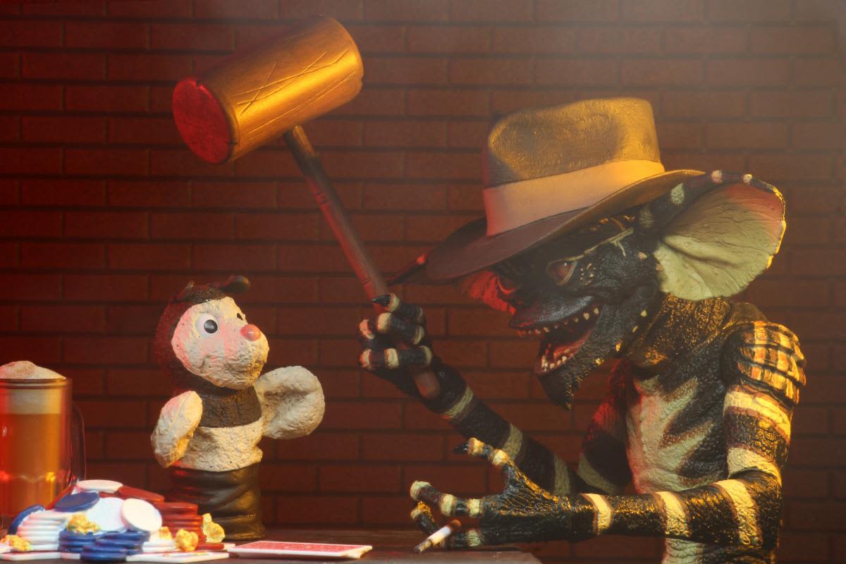 Gremlins Ultimate Flasher Figure